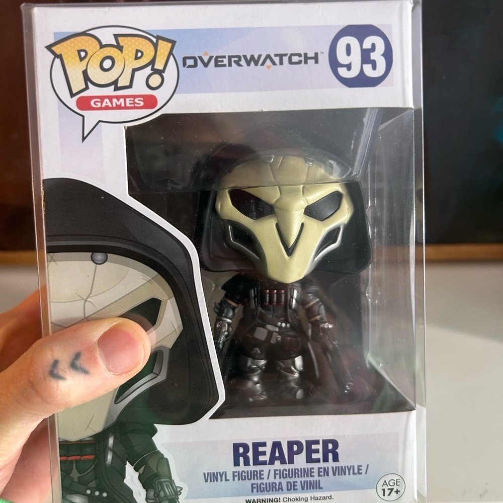 Funko Overwatch 93 Reaper Vinyl Figure - Black and White - Picture 4 of 10